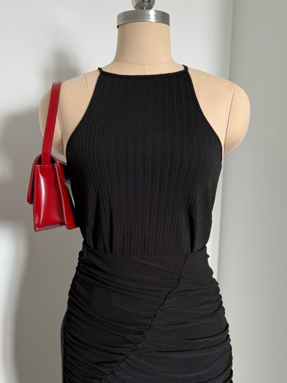 ZARA Halter Smooth Ribbed Tank - Picture 7 of 11